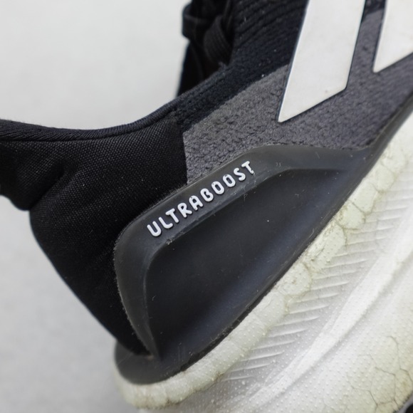 Adidas UltraBoost 5X Shoes Mens 6 Black Whtie Athletic Running Sneaker IH3110 main image 6